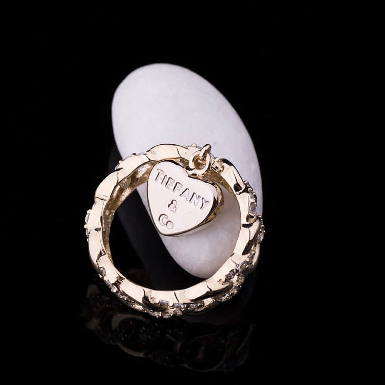 Ексклюзивна золота каблучка з фіанітами к04054 від ювелірного магазину Онікс