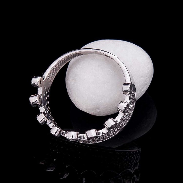 Золотое кольцо "Корона" с фианитами к04264 от ювелирного магазина Оникс - 4