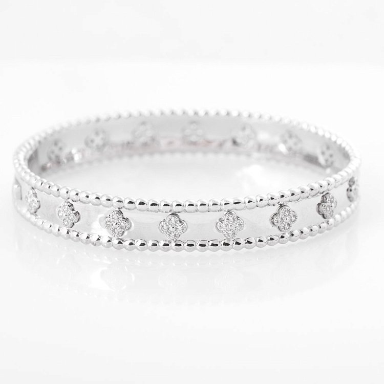 Срібний браслет з фіанітами "Конюшина" 141194 від ювелірного магазину Онікс