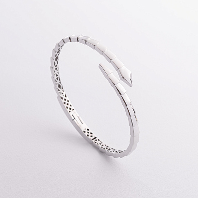 Жесткий браслет "Змея" в белом золоте б05458