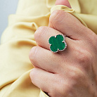 Кольцо "Клевер" с малахитом (белое золото) к07000 от ювелирного магазина Оникс - 1