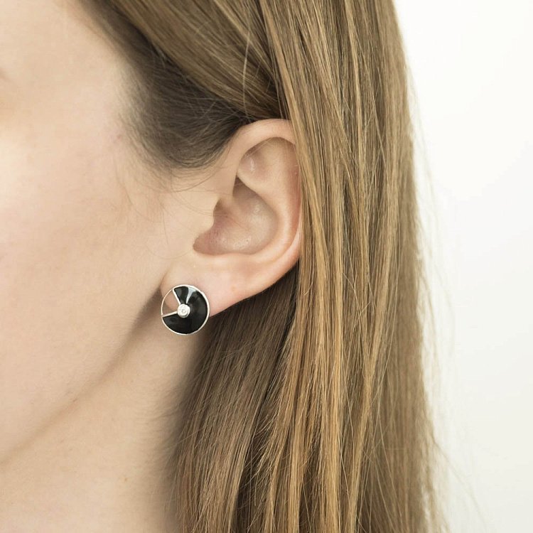 Серебряное кольцо (эмаль, фианит) 112111 - 4 Серебряное кольцо (эмаль, фианит) 112111 от ювелирного магазина Оникс - 4