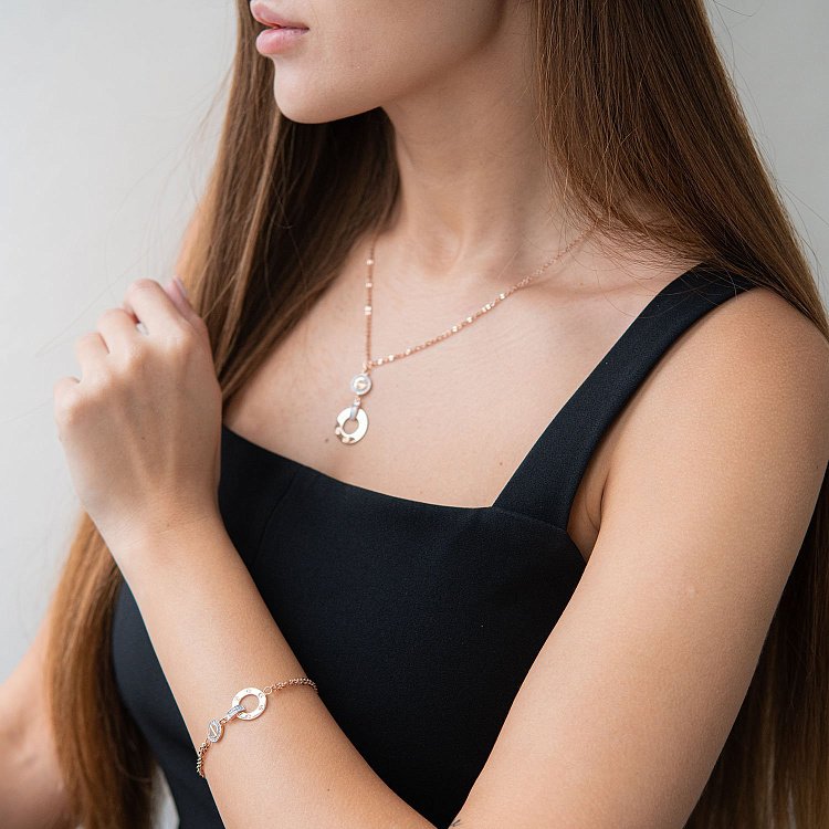 Колье в красном золоте с фианитами кол01792 от ювелирного магазина Оникс - 1