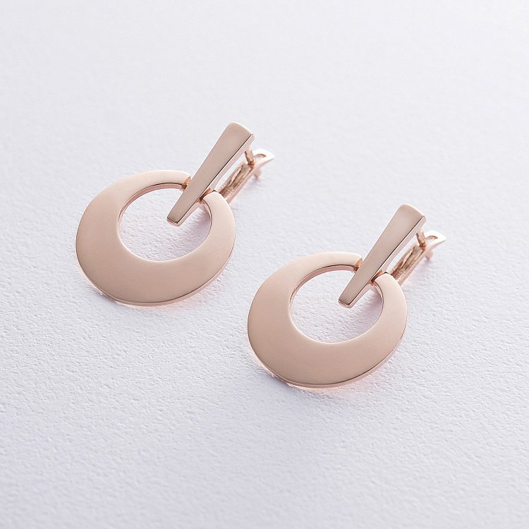 Золоті сережки на англійській застібці с06637 від ювелірного магазину Онікс