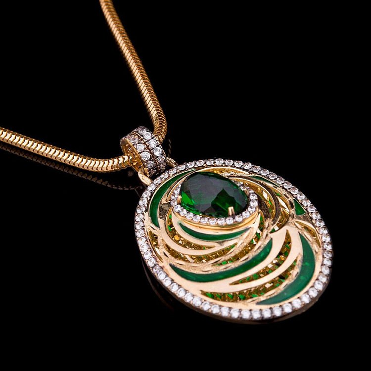 Золотая подвеска (фианиты, эмаль) п02138 от ювелирного магазина Оникс - 1