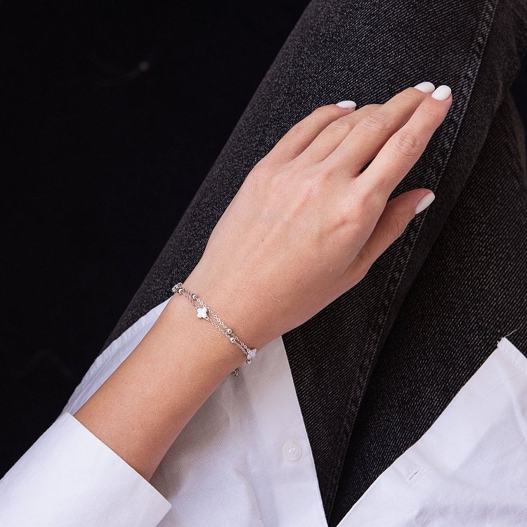 Срібний браслет "Конюшина" (емаль) 141548 від ювелірного магазину Онікс - 1