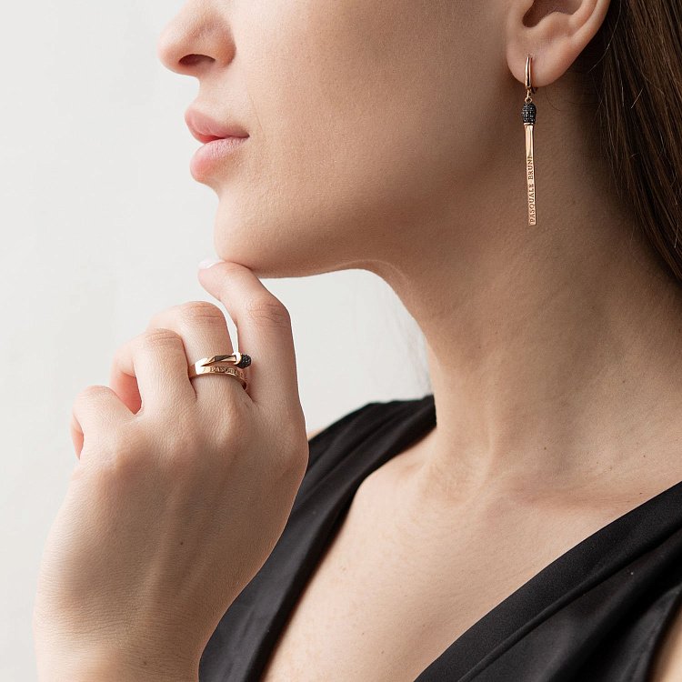 Золоті сережки "Сірники" (чорні фіаніти) с06252 від ювелірного магазину Онікс - 1