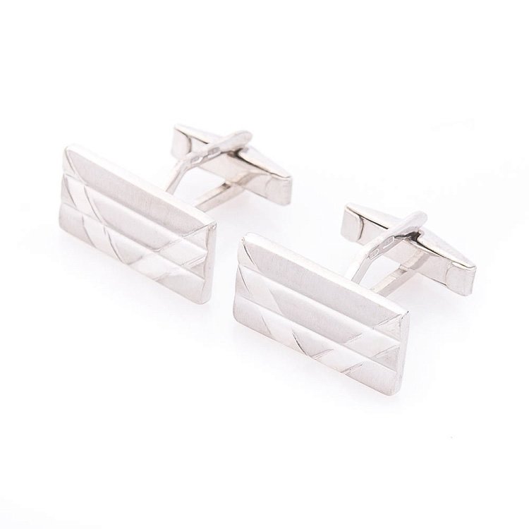 Серебряные запонки (родий) 25055 от ювелирного магазина Оникс