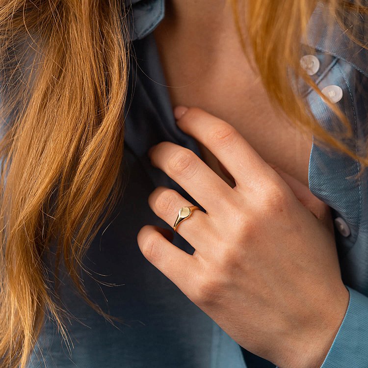 Печатка в жовтому золоті (можливе гравіювання) к07532 від ювелірного магазину Онікс - 3