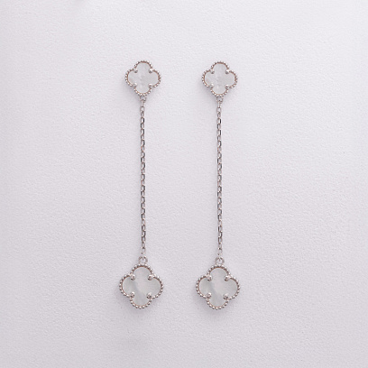 Серебряные серьги "Клевер на цепочке" (перламутр) 123514