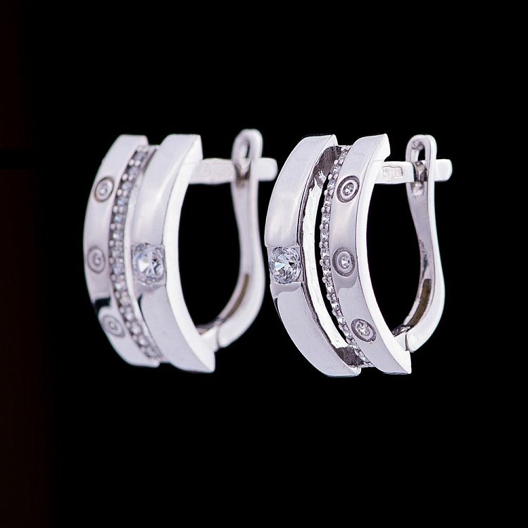 Золоті сережки (фіаніти) с04536 від ювелірного магазину Онікс