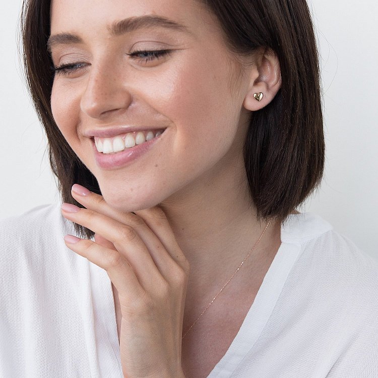 Золоті сережки-пусети "Серця" с03326 від ювелірного магазину Онікс - 4