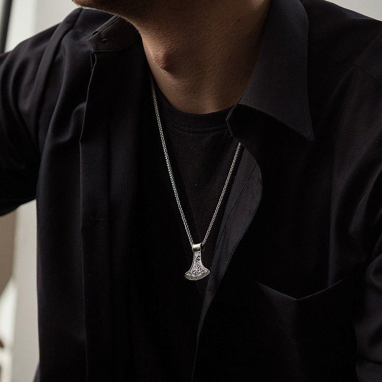 Серебряный кулон - топор "Шлем ужаса"  7044 от ювелирного магазина Оникс - 12