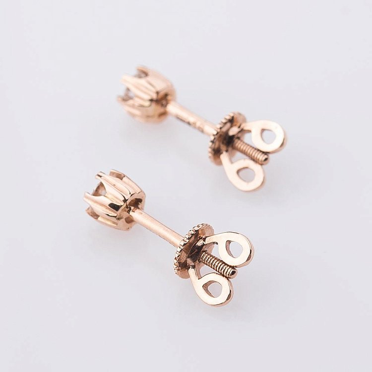 Золоті сережки-пусети з діамантами сб0009 від ювелірного магазину Онікс - 1