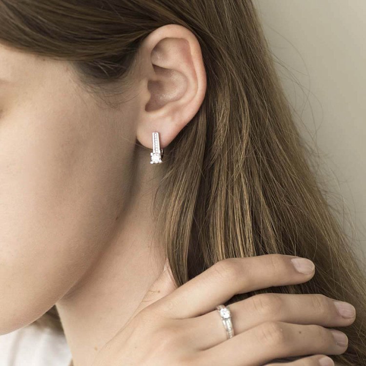 Золоті сережки з фіанітами с04152 від ювелірного магазину Онікс - 5