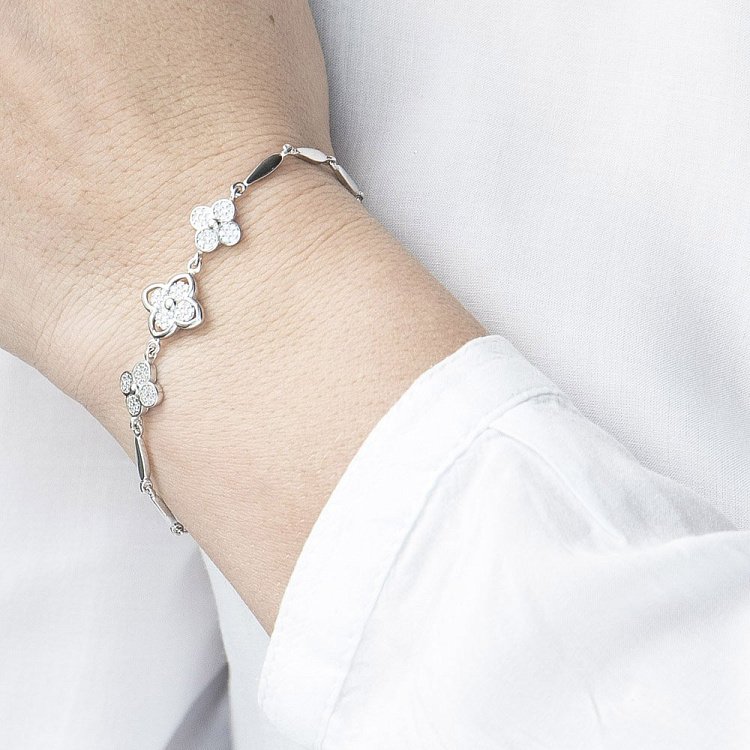 Серебряный браслет "Клевер" (фианиты) 14902 от ювелирного магазина Оникс - 4