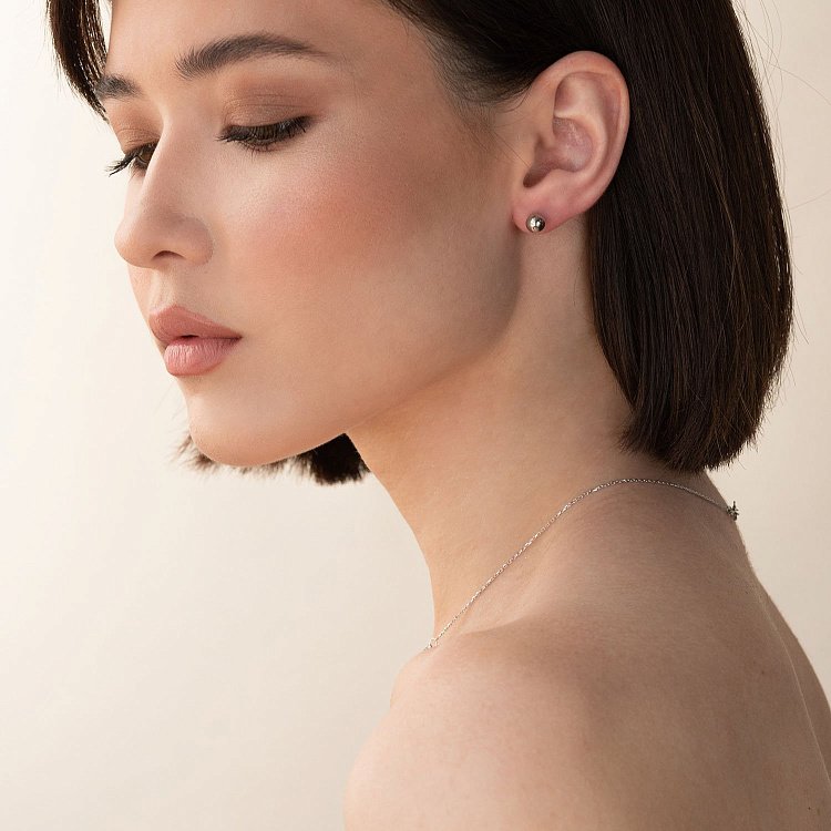 Серьги - пусеты "Шарики" в белом золоте (6 мм) с07490 от ювелирного магазина Оникс - 7