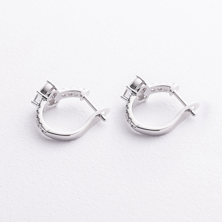 Серьги "Сердечки" в белом золоте (бриллианты) сб0697va от ювелирного магазина Оникс - 1