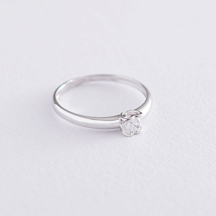 Заручальна каблучка в білому золоті (фіаніт) к05879 від ювелірного магазину Онікс - 2