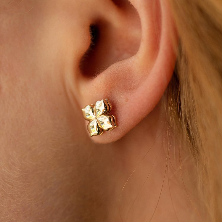 Серьги - пусеты "Клевер" в желтом золоте 335213100 от ювелирного магазина Оникс - 3