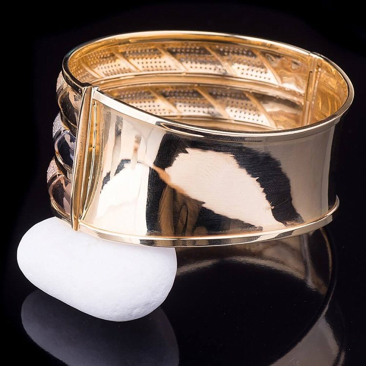 Жіночий браслет з жовтого і білого золота з фіанітами б01121 від ювелірного магазину Онікс - 1