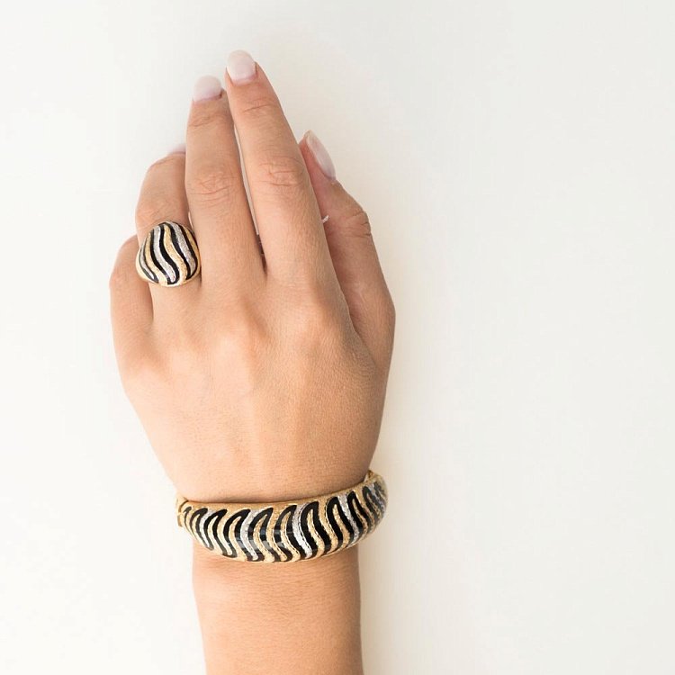 Золотий браслет з емаллю б01351 від ювелірного магазину Онікс - 2