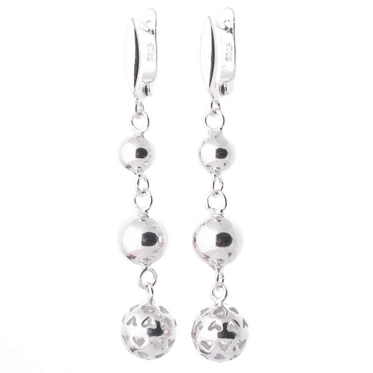 Серебряные серьги "Шарики + сердечки" 122047 от ювелирного магазина Оникс - 1