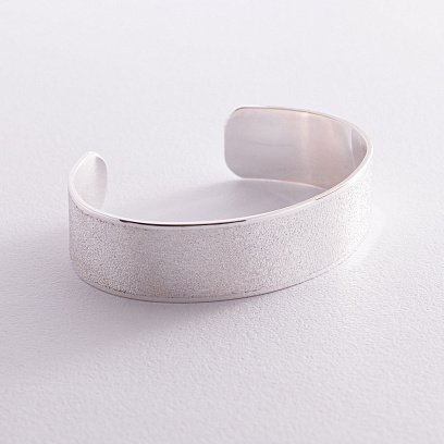 Жесткий браслет "Звездная пыль" из серебра 141594