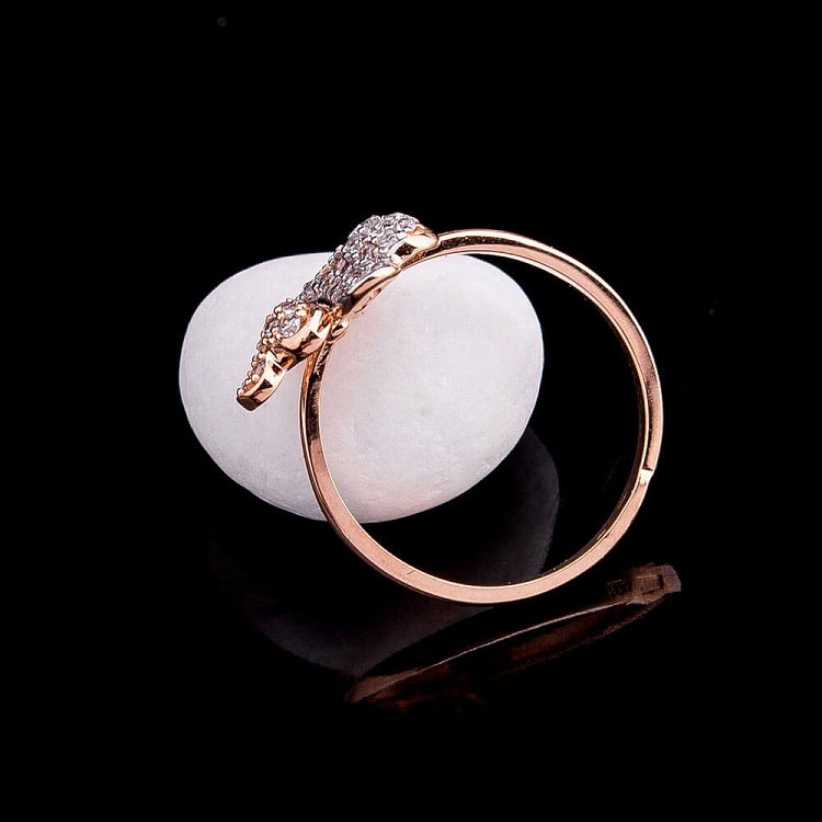 Золотое кольцо "Сердца" с фианитами к04377 от ювелирного магазина Оникс - 2