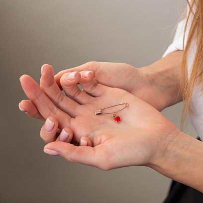 Золота шпилька "Яблуко" (емаль) зак00208 №2