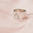 Серебряное кольцо с гравировкой "Треугольник" 112143тр от ювелирного магазина Оникс - 5