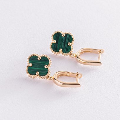 Золотые серьги "Клевер" с малахитом с05485