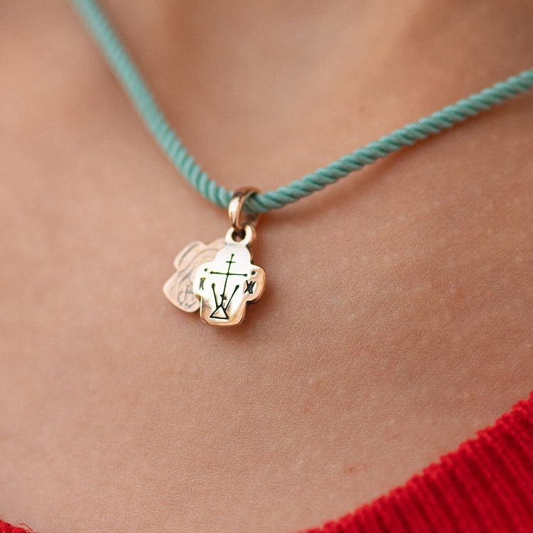 Золотая ладанка с Божьей Матерью (чернение) п03245 от ювелирного магазина Оникс - 3