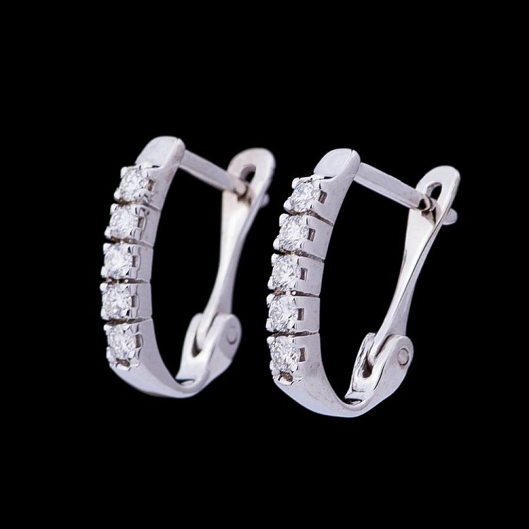 Золоті сережки з діамантами е0652б від ювелірного магазину Онікс