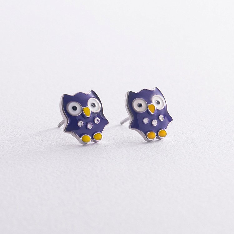 Детские серьги - пусеты "Совята" в серебре (эмаль) 448 от ювелирного магазина Оникс