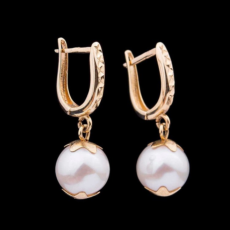 Золотые серьги с культивированным пресноводным жемчугом с02602 от ювелирного магазина Оникс