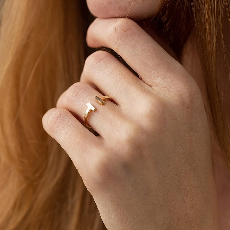 Каблучка "Tina" у жовтому золоті к05762 від ювелірного магазину Онікс - 3