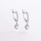 Серебряные серьги "Сердечки" с фианитами 902-01568 от ювелирного магазина Оникс