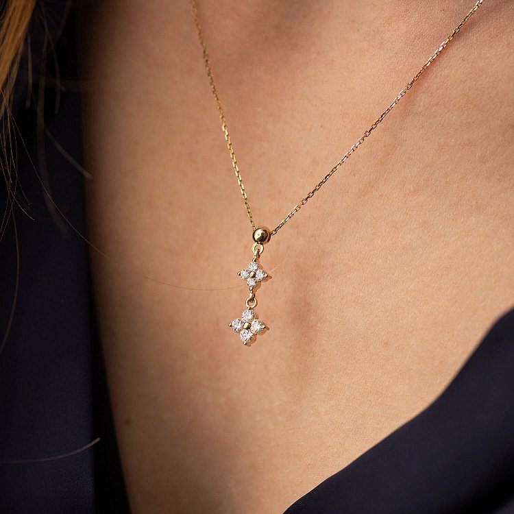 Золоте кольє "Конюшина" з діамантами 723013121 від ювелірного магазину Онікс - 3