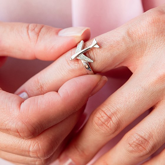 Серебряное кольцо "Самолетик" с фианитами 112864 №2