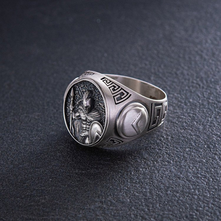 Чоловічий срібний перстень "Воїн" 420 від ювелірного магазину Онікс - 4