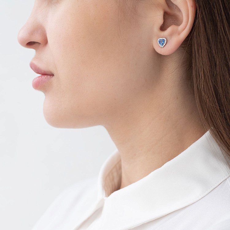 Золотые серьги-пусеты "Сердечки" (сапфир, бриллиант) сб0262lg от ювелирного магазина Оникс - 1