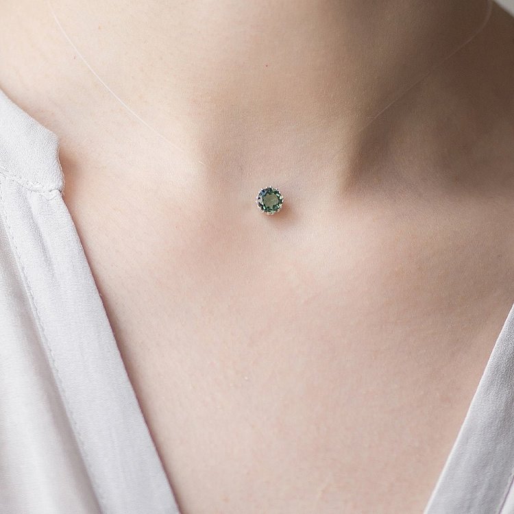 Камінчик на лісці (зелений кварц, 6 мм) 18528 від ювелірного магазину Онікс