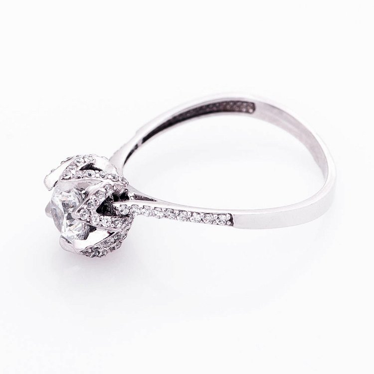 Золотое помолвочное кольцо с фианитами к05051 от ювелирного магазина Оникс - 1