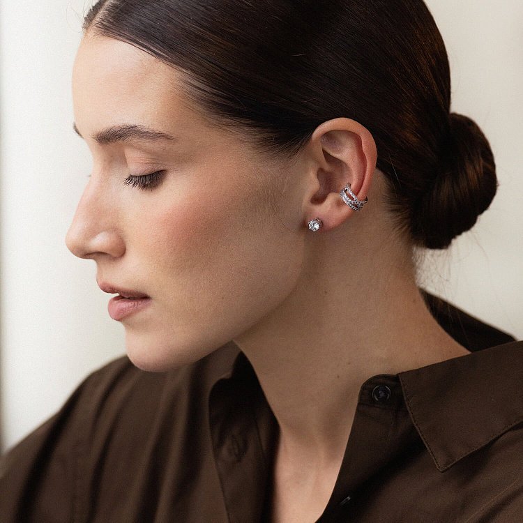 Серебряные серьги - пусеты с фианитами 12623 от ювелирного магазина Оникс - 3