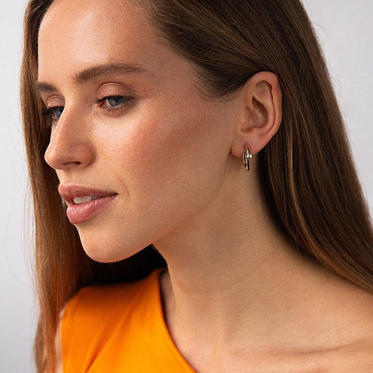 Серьги - кольца "Гвоздь" в желтом золоте с09576 от ювелирного магазина Оникс - 1