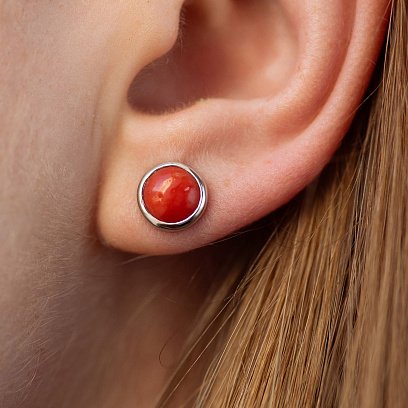 Серьги - пусеты с кораллом (белое золото) с08870 №4