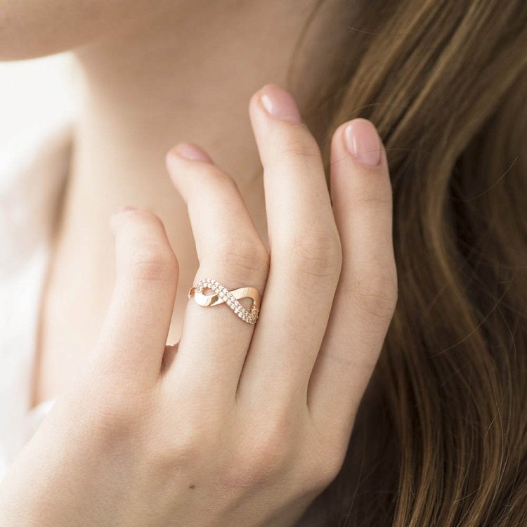 Золотое кольцо "Бесконечность" (фианиты) к05985 от ювелирного магазина Оникс - 2