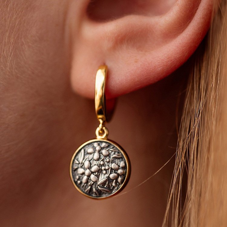 Срібні сережки "Квіточки" (чорніння, позолота) 122796 від ювелірного магазину Онікс - 3