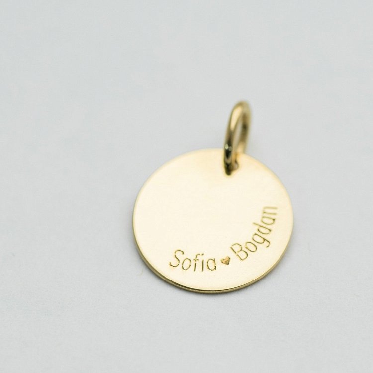 Кулон "Важные имена" imena от ювелирного магазина Оникс - 2